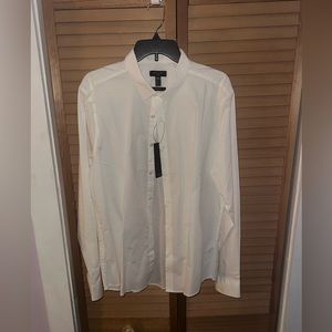 Muscle Fit White Button Down XL